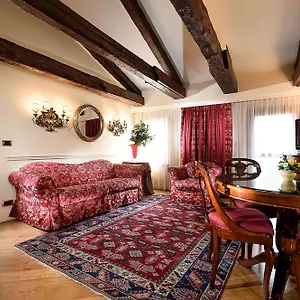 suites-torre-dellorologio-venice.hotelslidodijesolo.com/