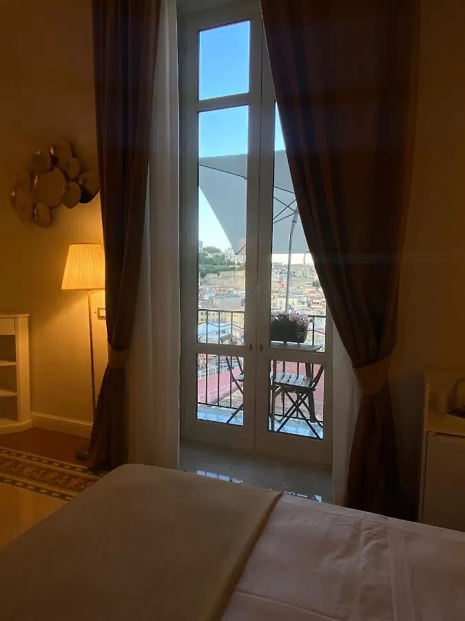 Domus Capodimonte Hotel Naples 0*,